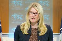 "الخارجية الأمريكية" : إيران تدعم الاسد 