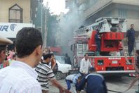 حريق هائل بمسرح "ليسيه الحرية" والإطفاء تسيطر