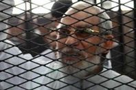  تأجيل محاكمة بديع بـ"اقتحام قسم العرب" لـ23 مارس