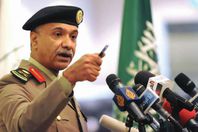 الداخلية السعودية: استشهاد جندي بمقذوفات من اليمن
