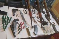 ضبط 15 قطعة سلاح في حملة أمنية بقنا