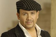 هشام عباس: لهذه الأسباب لم أستمر في برنامج "فيفي عبده"