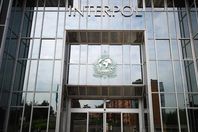 الانتربول يدرج وزير الزراعة الافغاني على قائمة المطلوبين