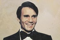 شاهد صورة نادرة لـ«عبد الحليم حافظ»