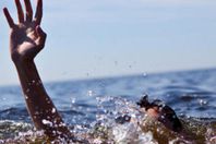 انتشال جثة غريق  بترعة الإبراهيمية في المنيا