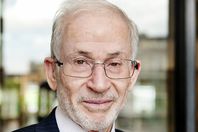 "منير" يشعل أزمة جديدة في صفوف أنصار مرسى