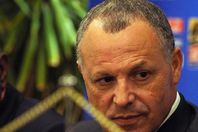 هاني أبو ريدة: لن أسمح بإهانة الصحفيين