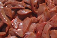 15 طن كبدة مستوردة فاسدة بأسيوط 