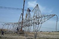 ضابط يسرد تفاصيل واقعة "تخريب برج كهرباء بالصف"