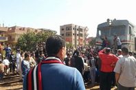 إصابة 5 أشخاص بسبب خروج قطار عن القضبان بشبين الكوم