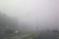 إغلاق طريق مصر إسكندرية الصحراوى بسبب الشبورة المائية