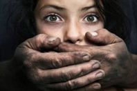 ضبط شخص حاول خطف أنثى بالبحيرة