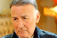 «عزت أبو عوف» يجري عملية قلب مفتوح