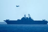 سفن أوروبية تبدأ حظر وصول الأسلحة لليبيا