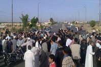 قطع الطريق الزراعي تنديدًا بمصرع طفل في حادث