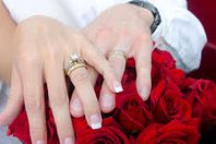 تقاليع مرفوضة للتغلب على ارتفاع سن الزواج