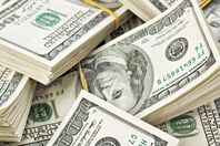 إصدار أول عملة ورقية فى العالم