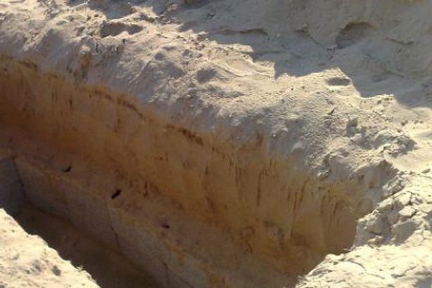 خالتي وبنت أخي خرجتا من القبر!