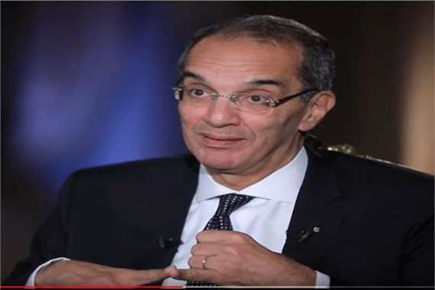 وزير الاتصالات