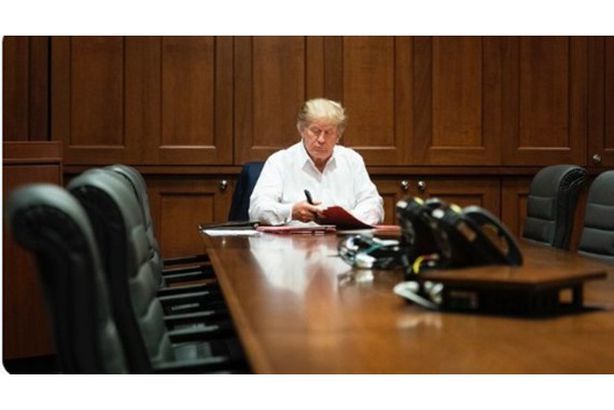 " إنه لا يلين".. إيفانكا ترامب تنشر صورة لوالدها من داخل المستشفى
