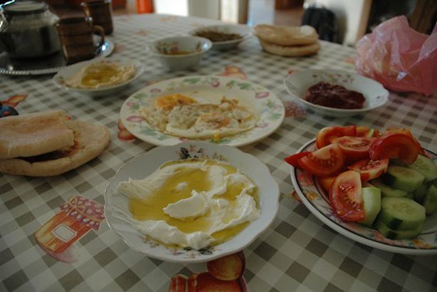 Palestine_breakfast