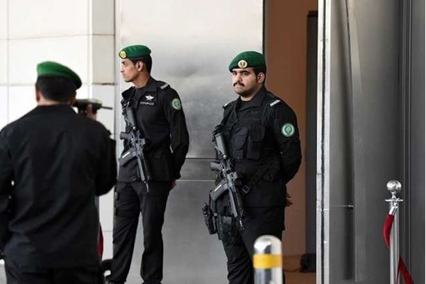 5aff45d095a597c17c8b45bd