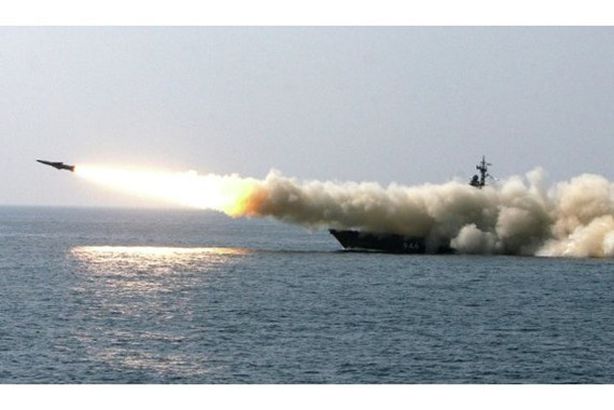 البحرية-الأمريكية-تقصف-جبال-شقرة-في-أبين