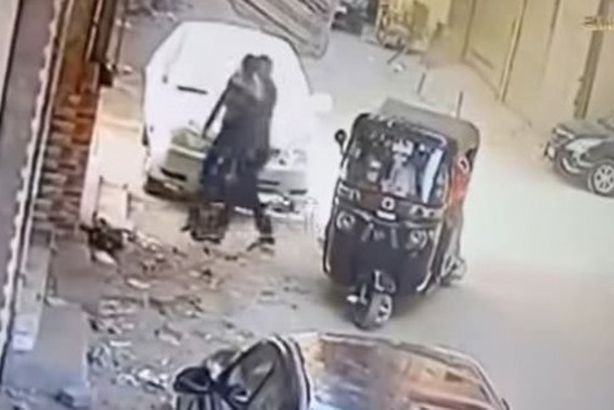 القبض على اثنين ساعدا قاتل أطفال فيصل ووالدتهم في جريمته 811122173821220251027094101411