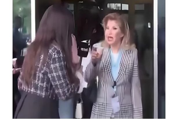 من أي بلد جاية؟.. هالة سرحان تتعرض لموقف محرج على الهواء (فيديو صادم) Capture