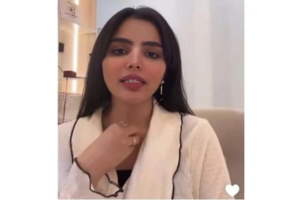 مشهورة سعودية: تزوجت بعمر 15 سنة من رجل عمره 70 عامًا(فيديو) Capture