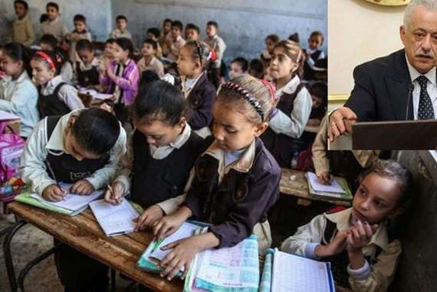 وزير التعليم وكثافة المدارس