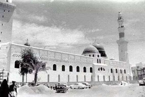 المسجد النبوي قديما
