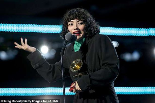 مون لا فيرت