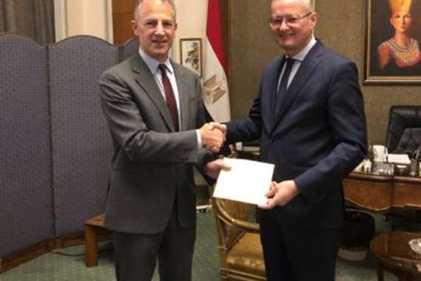 السفير الامريكي