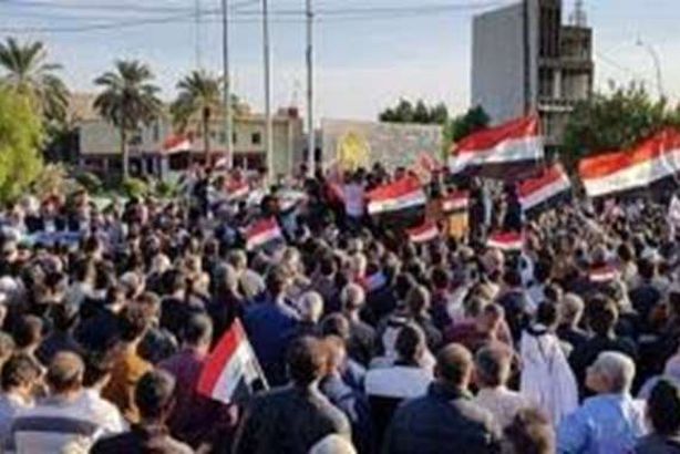 متظاهرون عراقيون يغلقون ميناء هام بالبصرة

