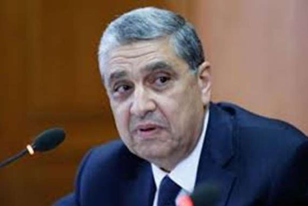 وزير الكهرباء