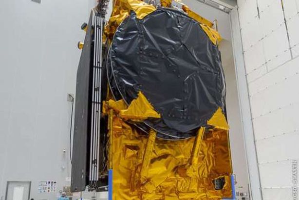 القمر الصناعي المصري طيبة 1