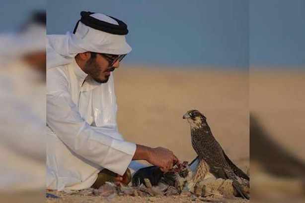 الشيخ خليفة شقيق أمير قطر