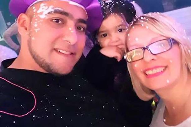 بعد غيبوبة 30 يومًا تعود للحياة لإرضاع ابنتها