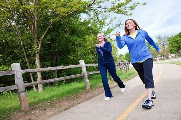 رياضة المشي