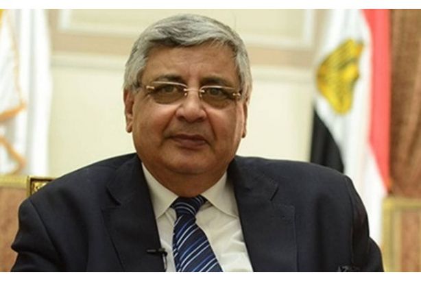 محمد-عوض-تاج-الدين-مسشار-الرئيس-لشئون-الصحة-1600x1000