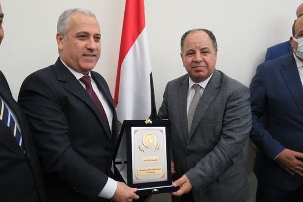 وزير المالية د. محمد معيط  و رئيس الهيئة الوطنية للصحافة عبد الصادق الشوربجى