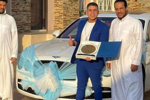 19201577731637334313