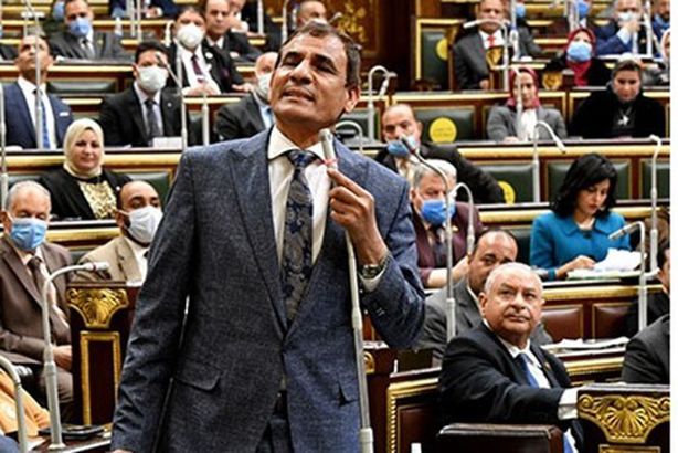 95140-طرد-عبد-العليم-داوود-من-النواب-(1)