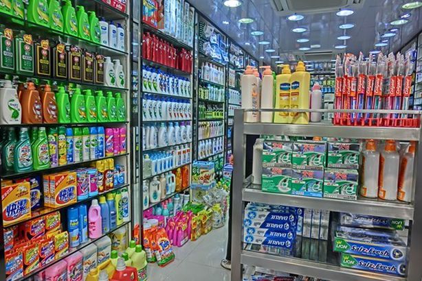 HK_灣仔_Wan_Chai_春園街_Spring_Garden_Lane_Dec-2013_日用品_Daily_cleaning_care_consumer_goods_shop