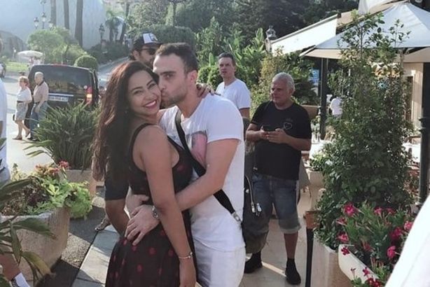 1c58337b28176fdc8b0a3eca2a193b11be091114-150219111232