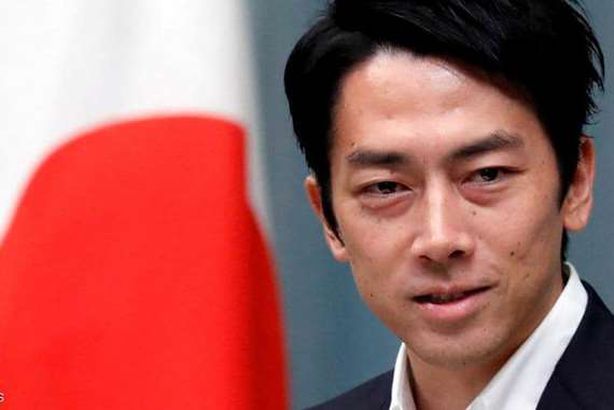 وزير البيئة  الياباني  شينجيرو كويزوم