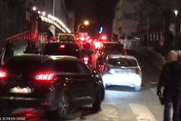 هروب ماكرون 
