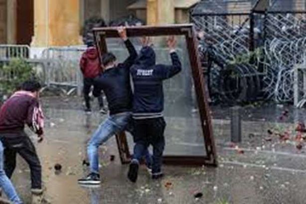 مظاهرات بيروت