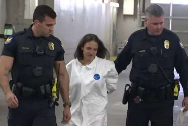 «الأم القاتلة»